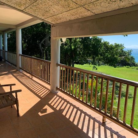 Lusia'S Lagoon Chalets Salelologa Экстерьер фото