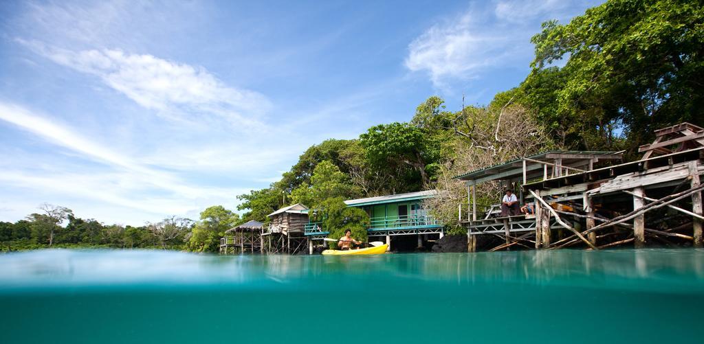 Lusia'S Lagoon Chalets Salelologa Экстерьер фото