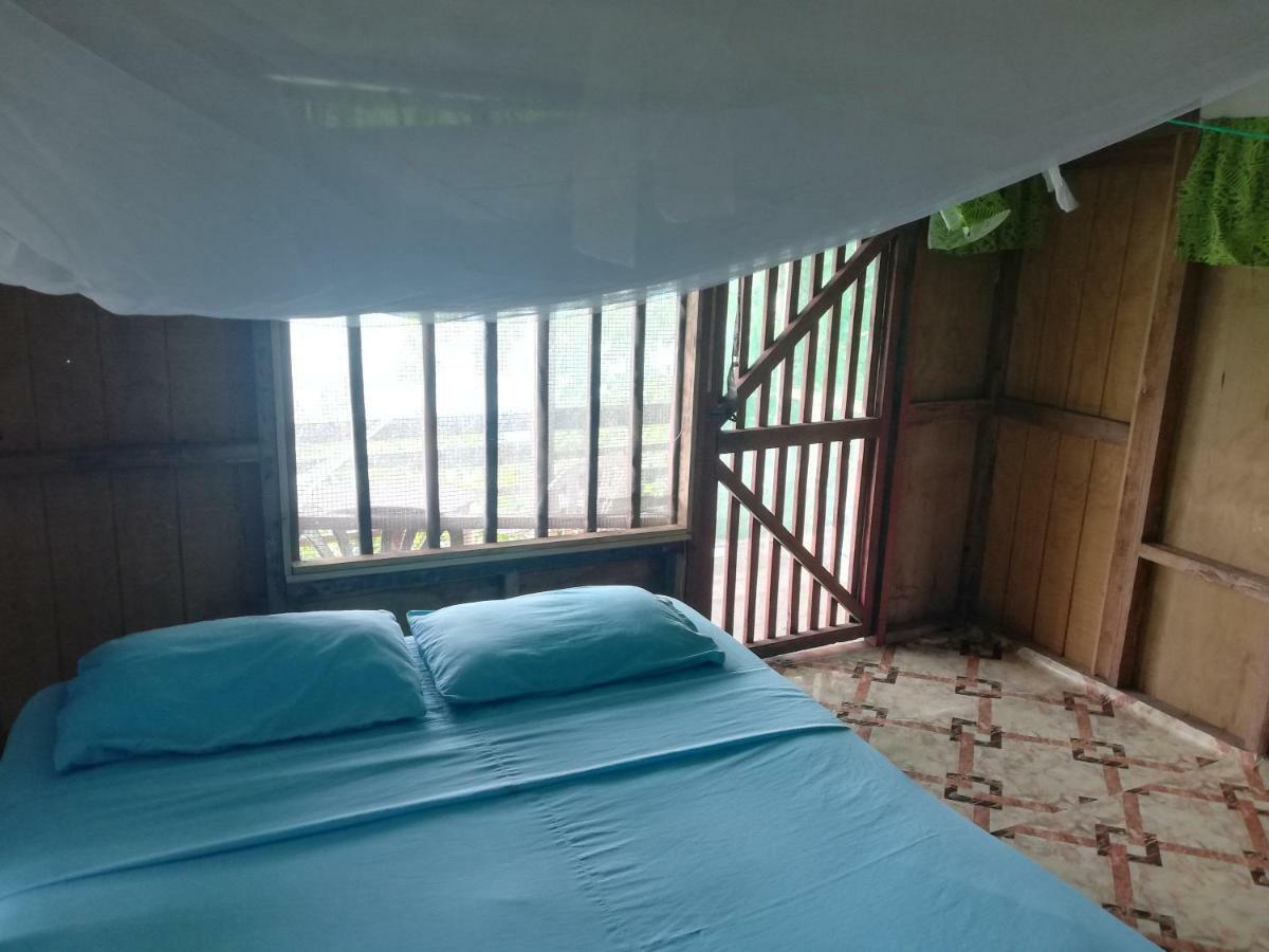 Lusia'S Lagoon Chalets Salelologa Экстерьер фото