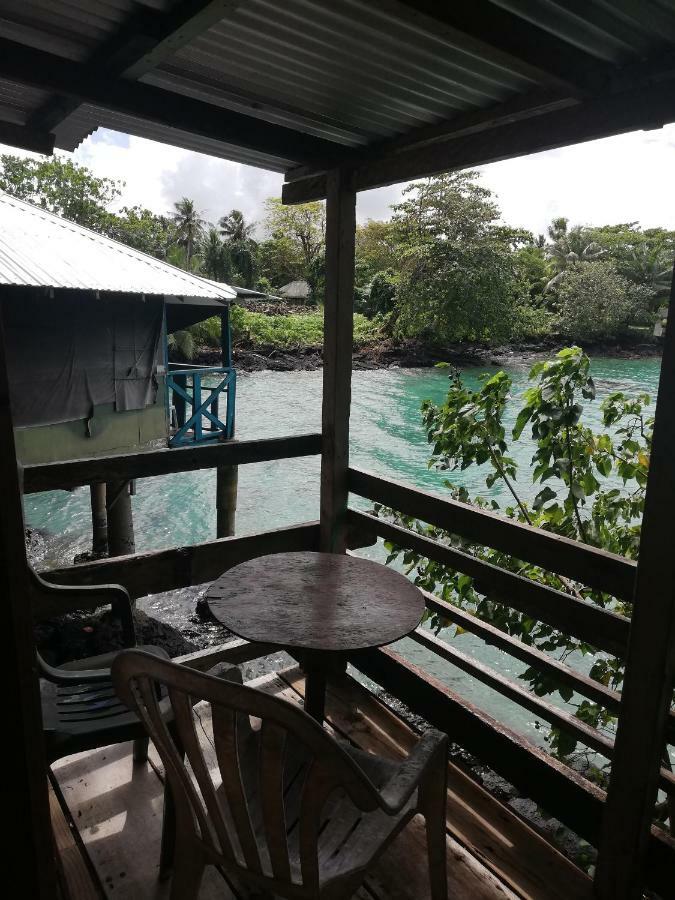 Lusia'S Lagoon Chalets Salelologa Экстерьер фото