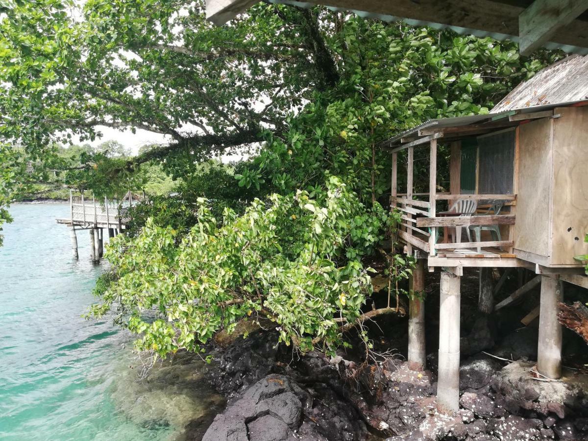 Lusia'S Lagoon Chalets Salelologa Экстерьер фото