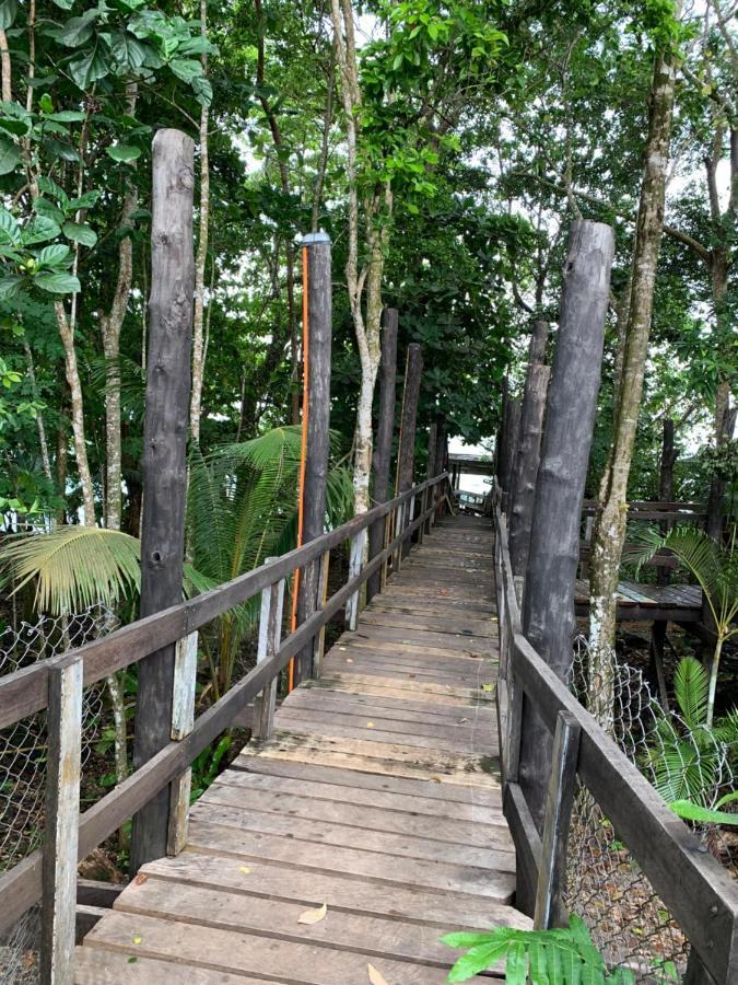 Lusia'S Lagoon Chalets Salelologa Экстерьер фото
