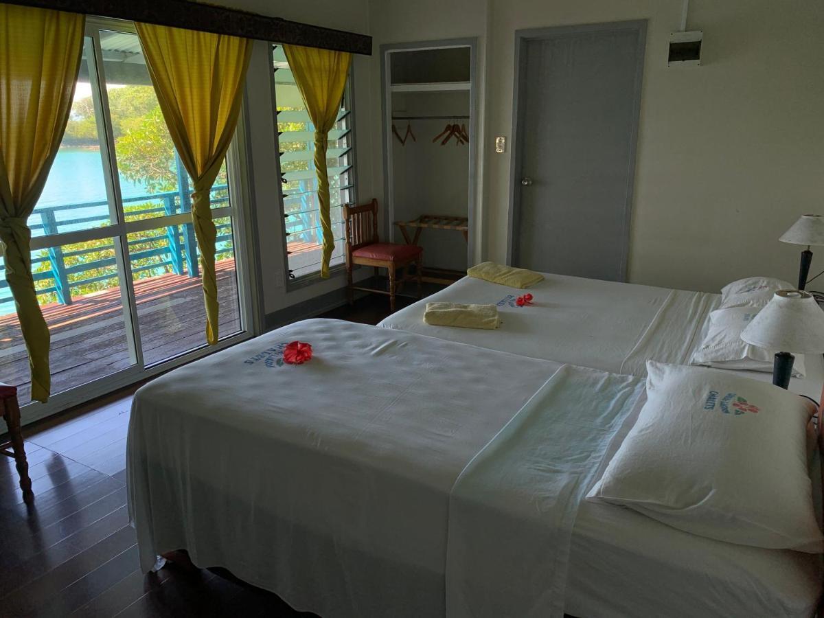 Lusia'S Lagoon Chalets Salelologa Экстерьер фото